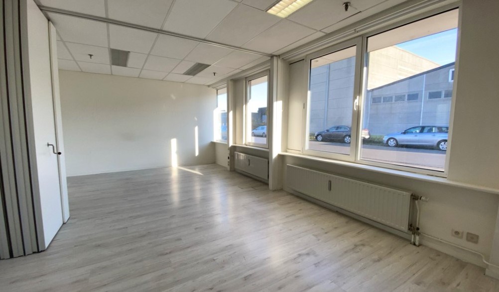 Budgetvriendelijk kantoor te huur vlakbij E40 in Wetteren