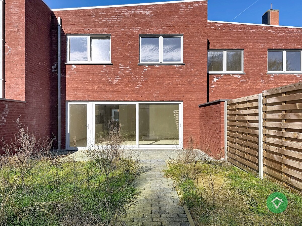 Nieuwbouwwoning met 3 slaapkamers en garage te Ichtegem 