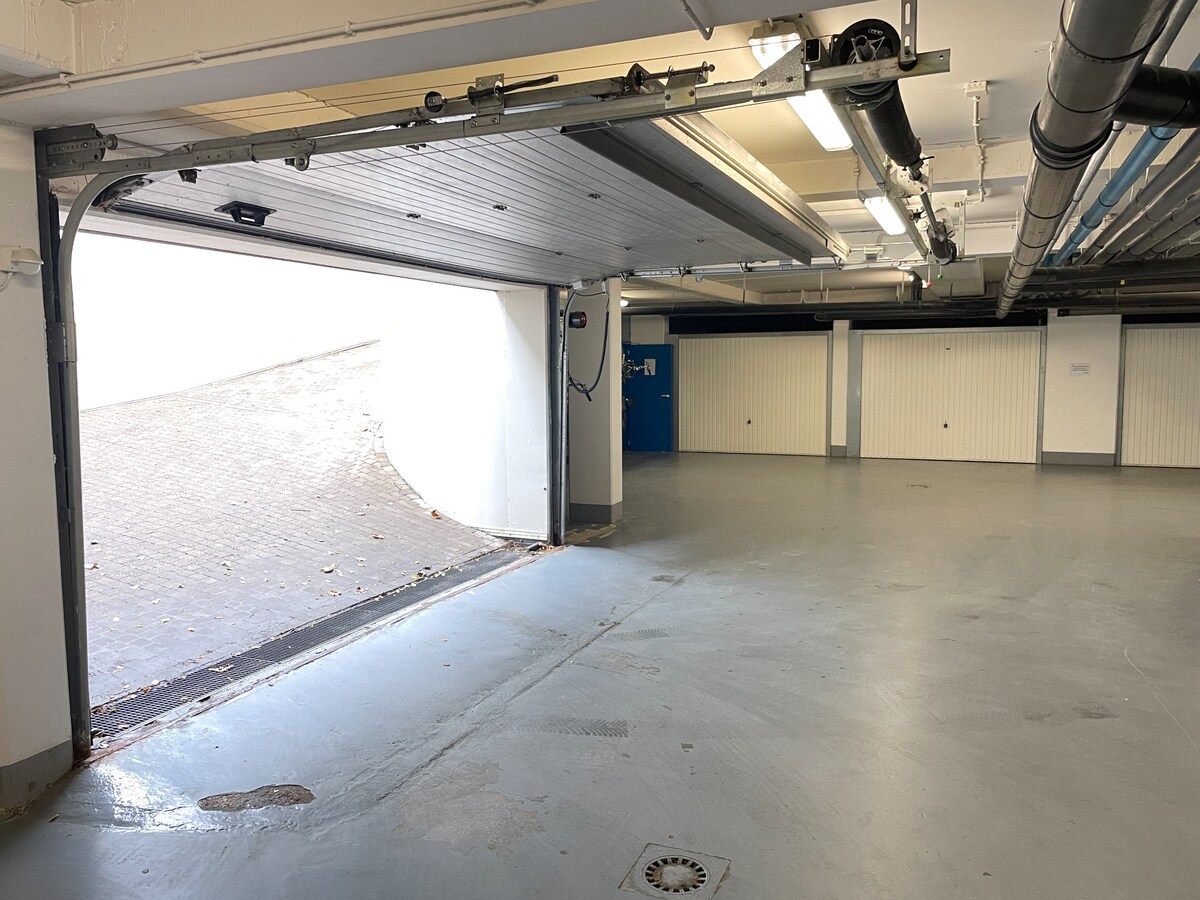 Ruim appartement met 3 slaapkamers en 2 badkamers en hoekterras 