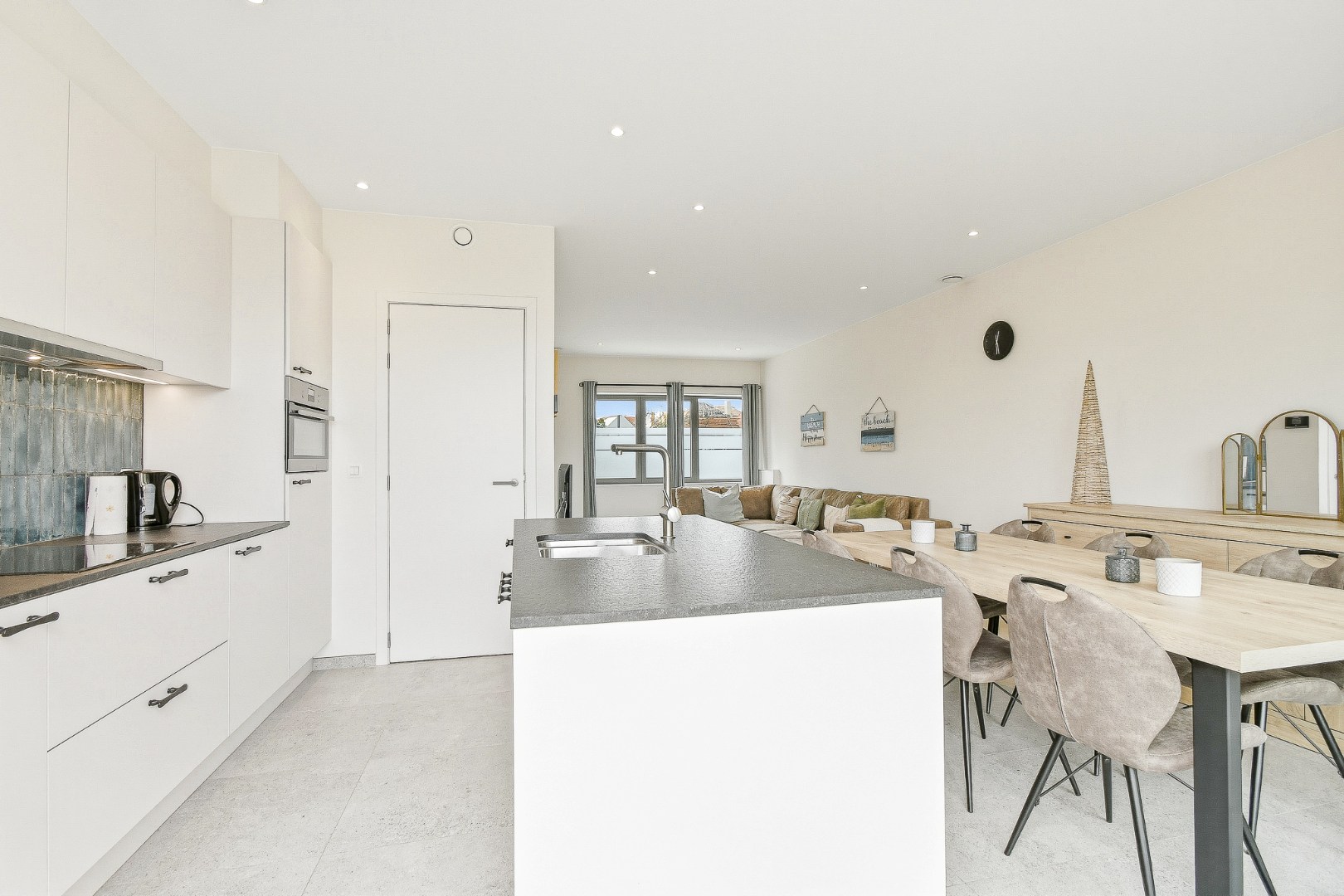 Volledig instapklare woning met 3 slaapkamers en 2 badkamers 