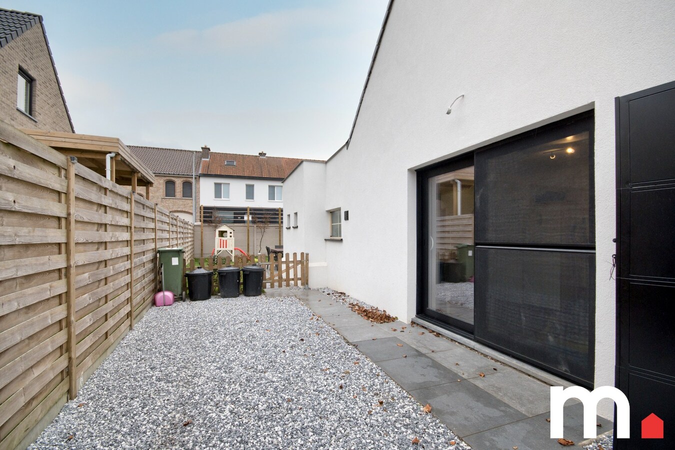 Charmant gerenoveerde woning in rustige, doodlopende straat te Gullegem ! 