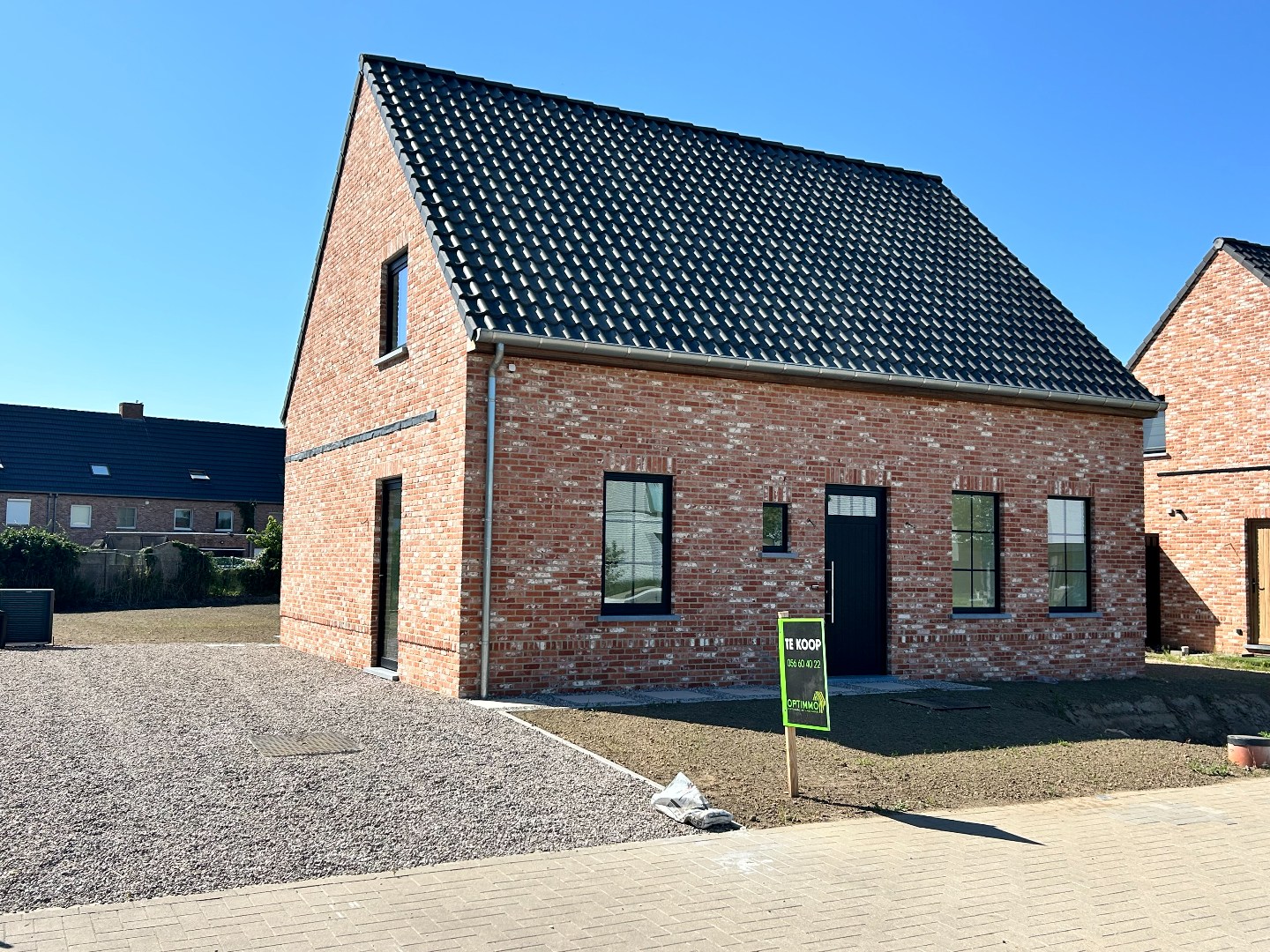 Instapklare nieuwbouwwoning met 3 slaapkamers en tuin op 681 m² 