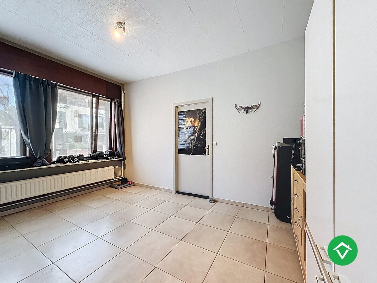 Gelijkvloers appartement met 2 slaapkamers en garage te Ichtegem 