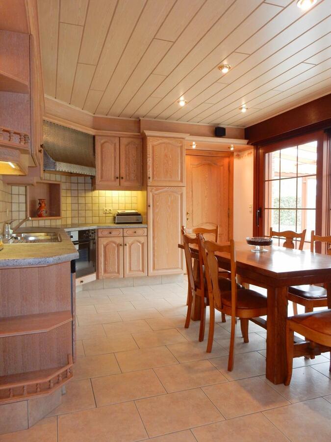 Charmante fermette met 2 garages 