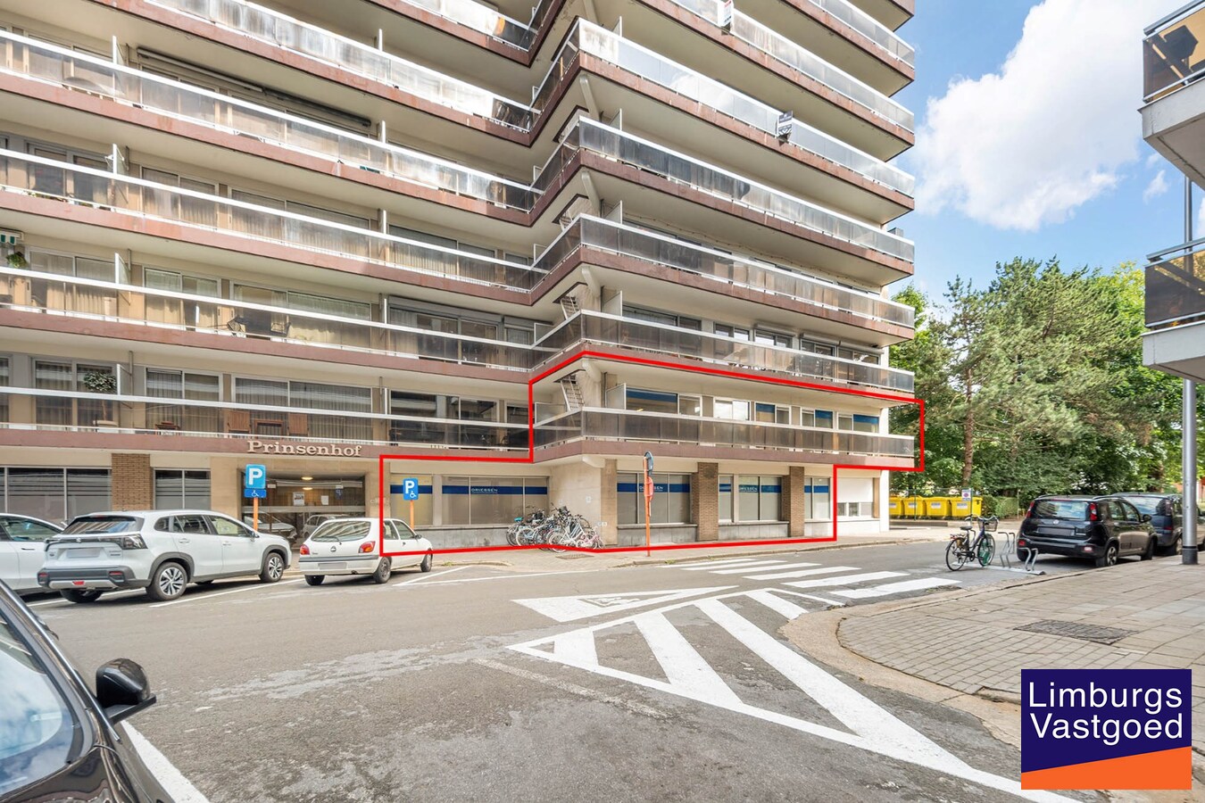 Handelspand op toplocatie, 226m², ruime parkeergelegenheid 