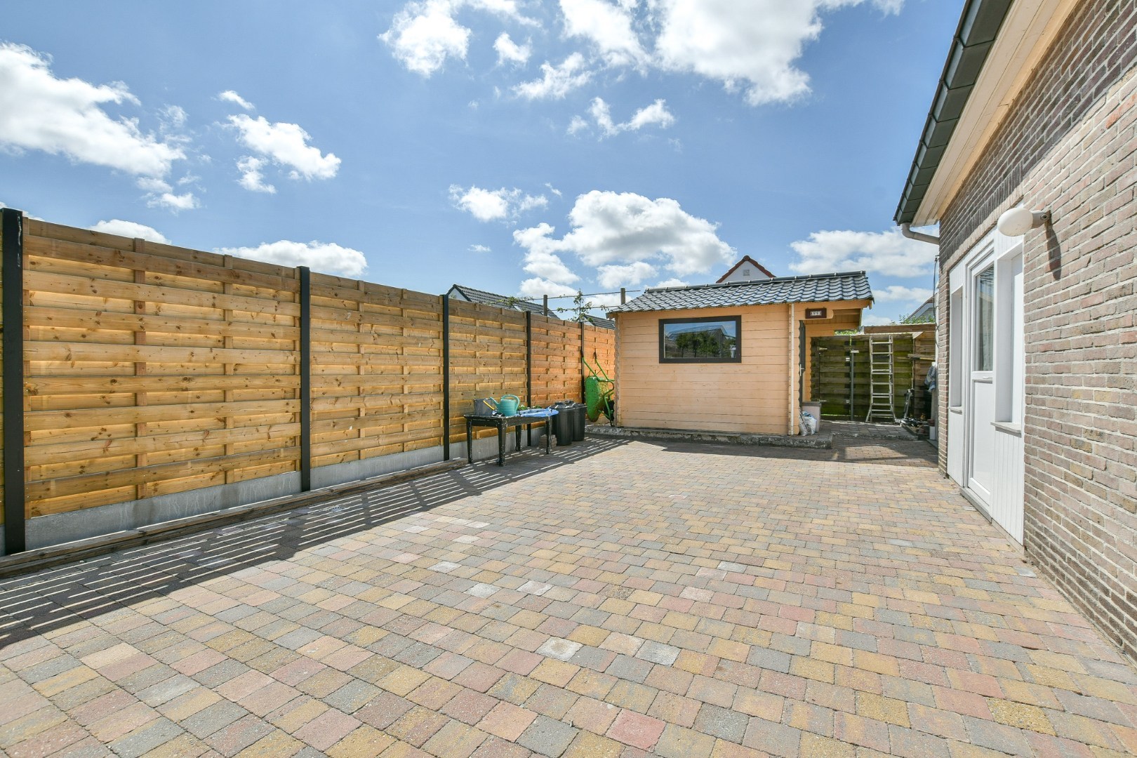 Instapklare woning op toplocatie in rustige woonwijk te Harendijke, Wenduine! 