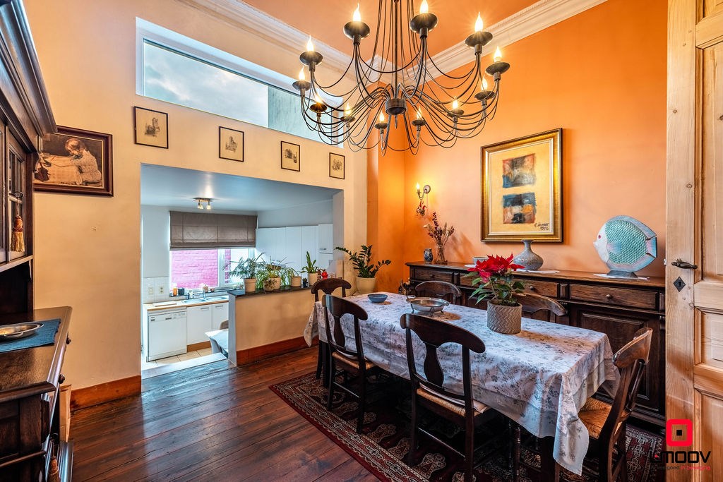 Bel-étage woning met 5 slaapkamers in Gent 