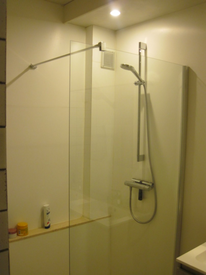 Ruim appartement (4°V) nabij St-Pieters-station 