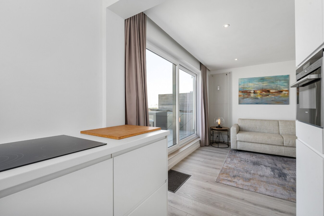 Exclusief hoekpenthouse met uitzonderlijk zeezicht en riant zonneterras in Heist. 
