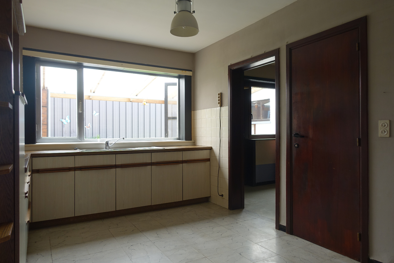 Unieke vastgoedaanbieding aan op- en afrit E40 Jabbeke 