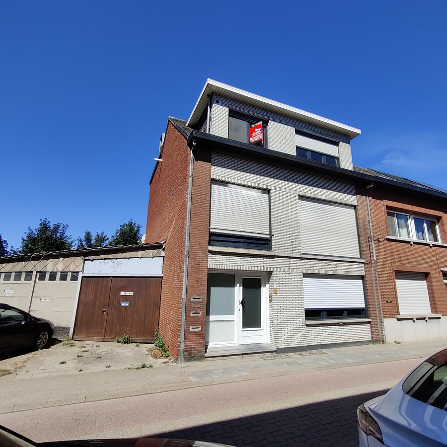 Verhuurd dak appartement - Geel