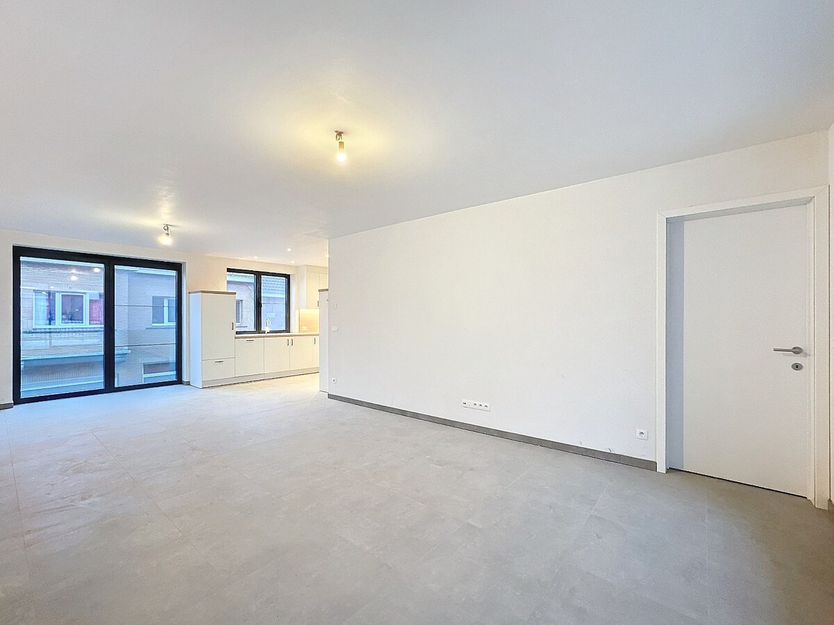 Nieuwbouwappartement met 2 slaapkamers met ruim terras! 