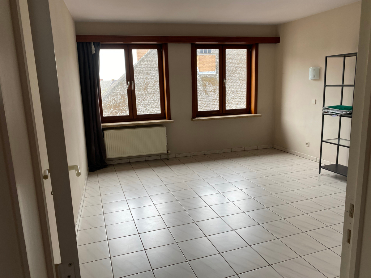 Mooi 2 slaapkamer appartement in centrum Zottegem 