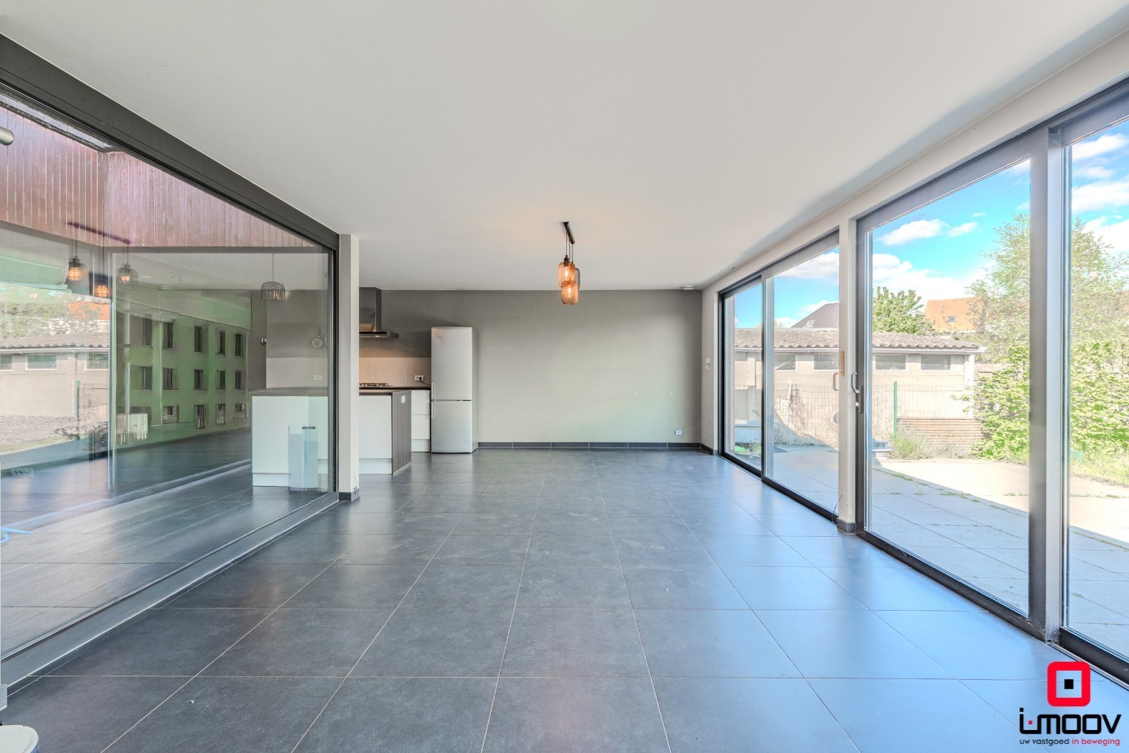 Modern appartement met uitzonderlijk grote tuin en kwalitatieve afwerking te Oostakker 