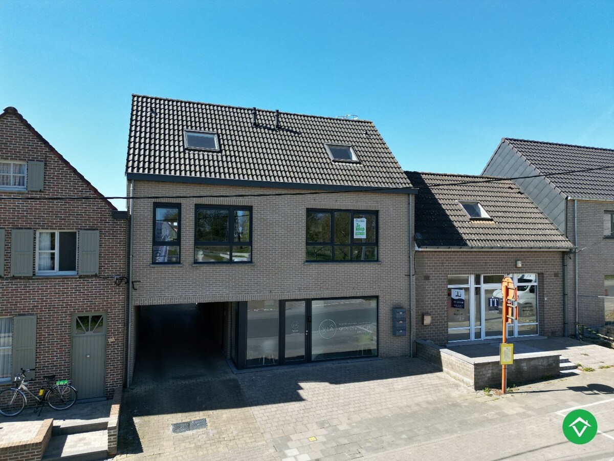 Duplexappartement met twee slaapkamers, zonneterras en parking te Moorslede 