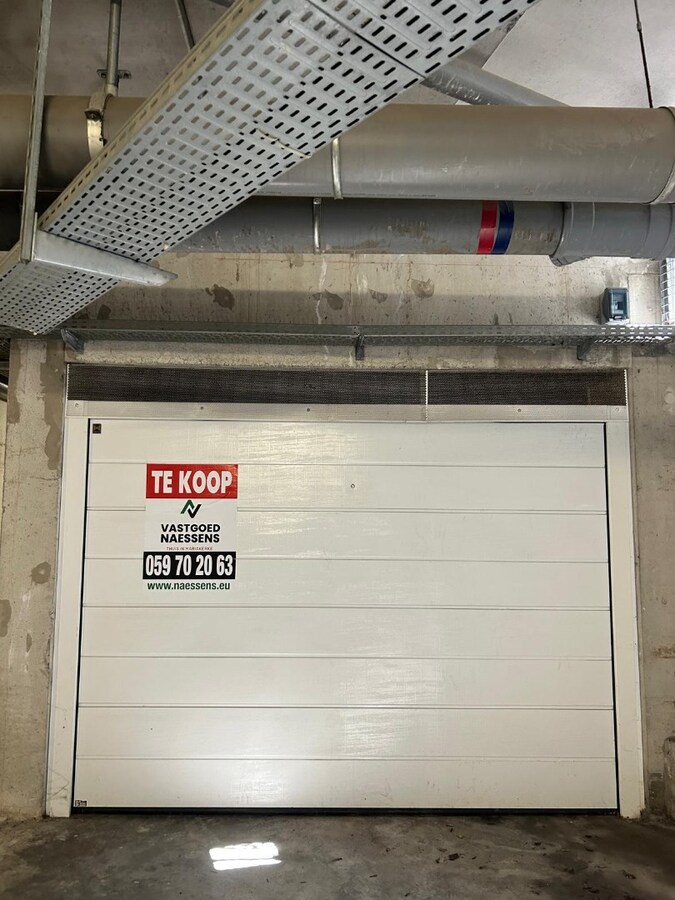 Te koop garage box - Oostende