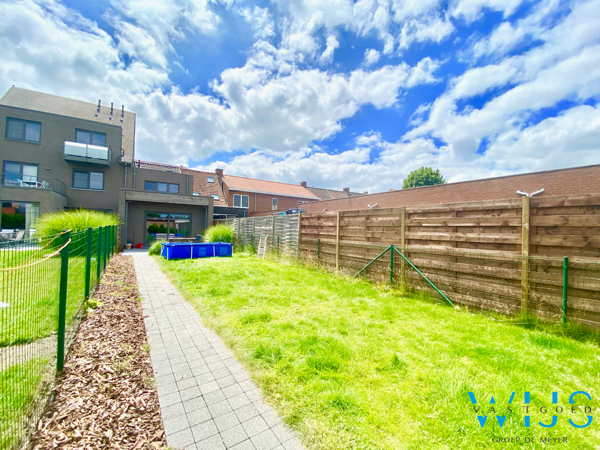 Instapklaar woonhuis met tuin te centrum WAARSCHOOT ! 