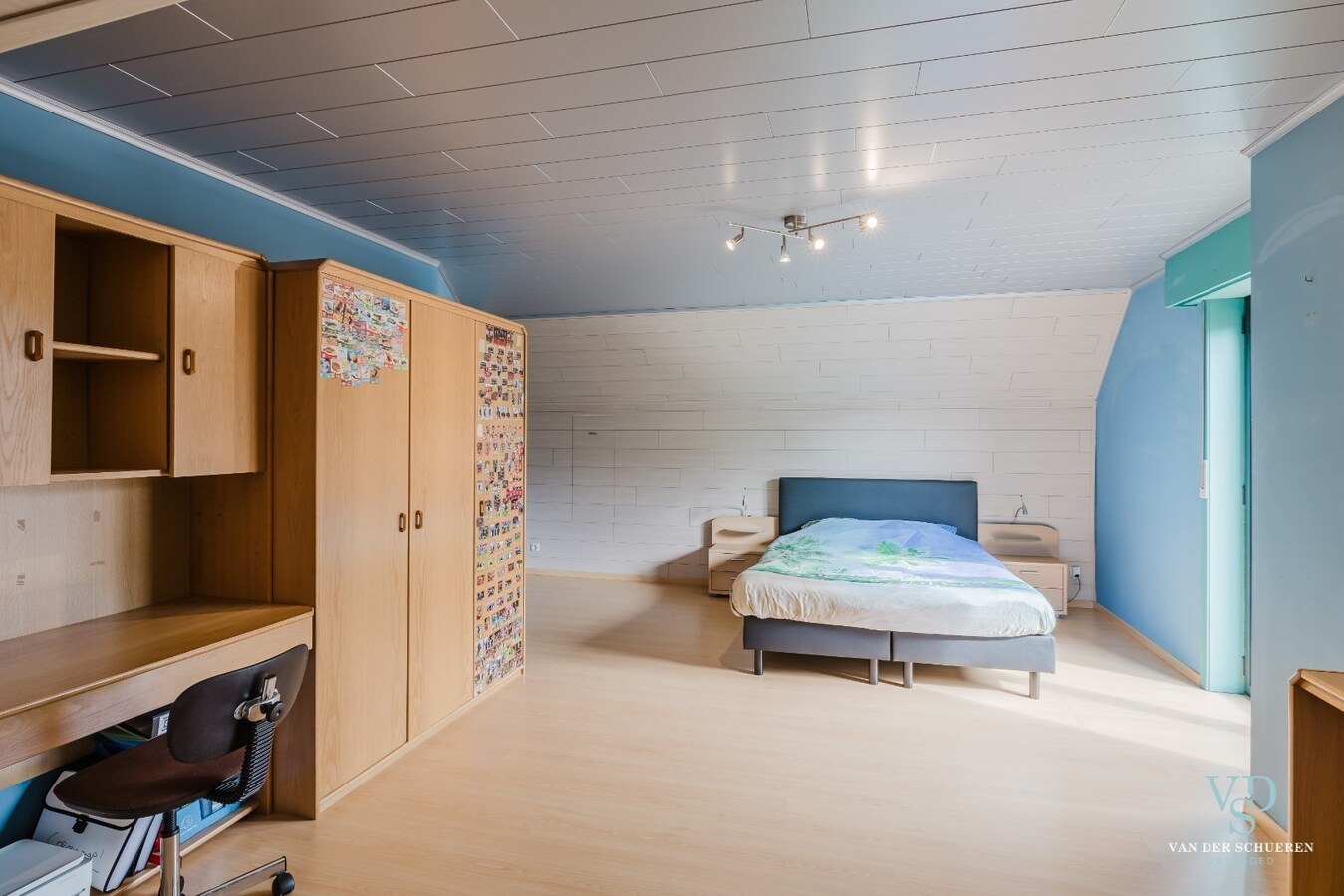 Tijdloze vrijstaande villa op ruim perceel 