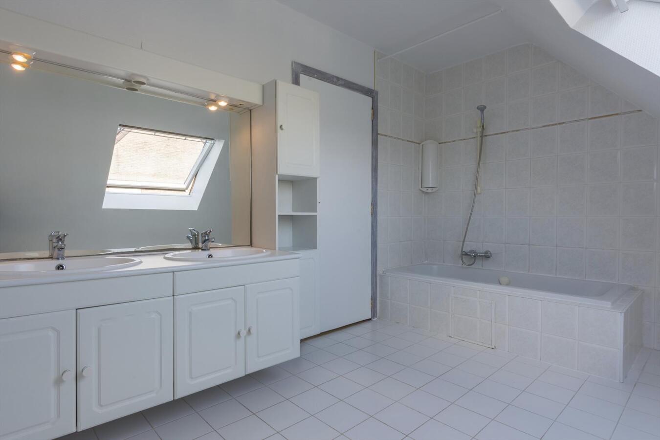 Instapklare woning nabij centrum Zaffelare (Lochristi) 