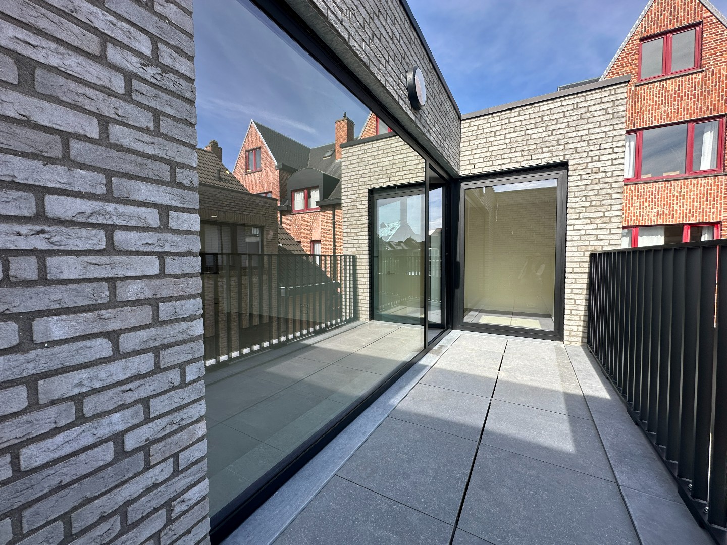 Instapklaar 1-slaapkamer appartement met mooi zonneterras, Torhout 