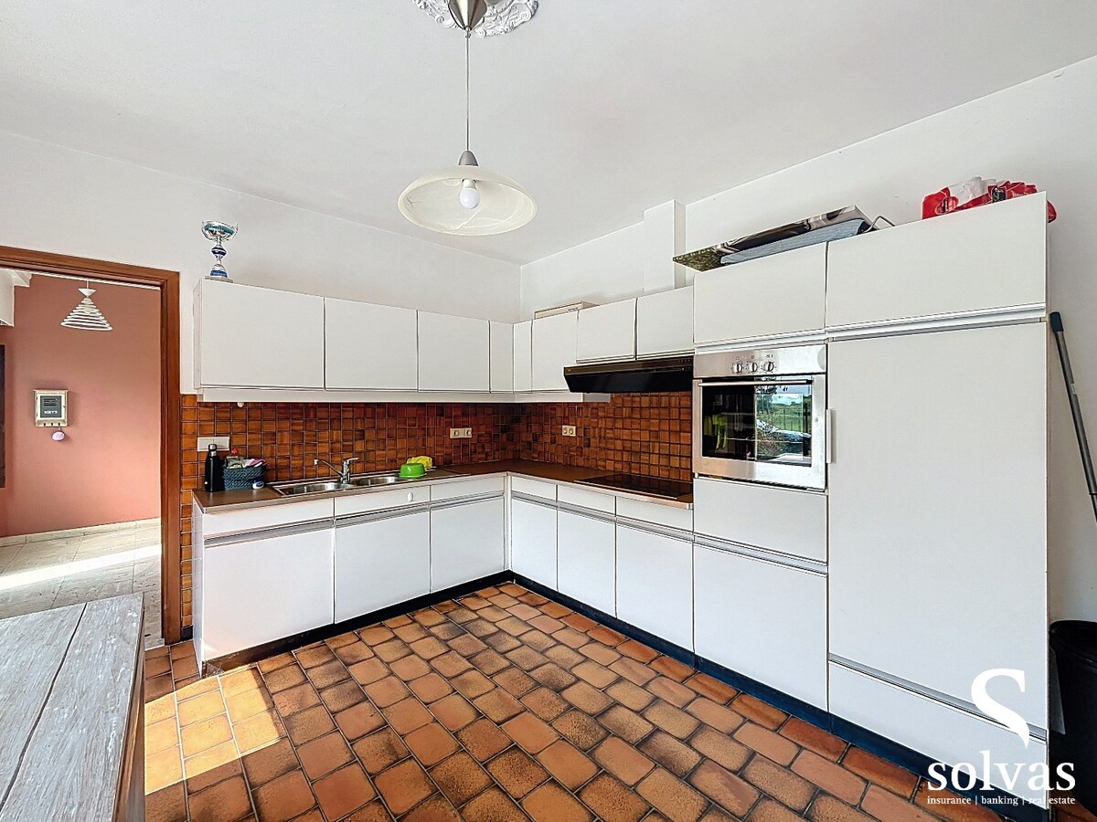Bungalow met 3 slaapkamers voorzien van zonnepanelen en thuisbatterij! 