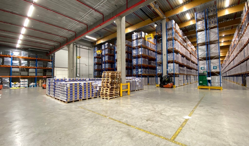 Recent logistiek magazijn te huur in IZ De Hulst Willebroek