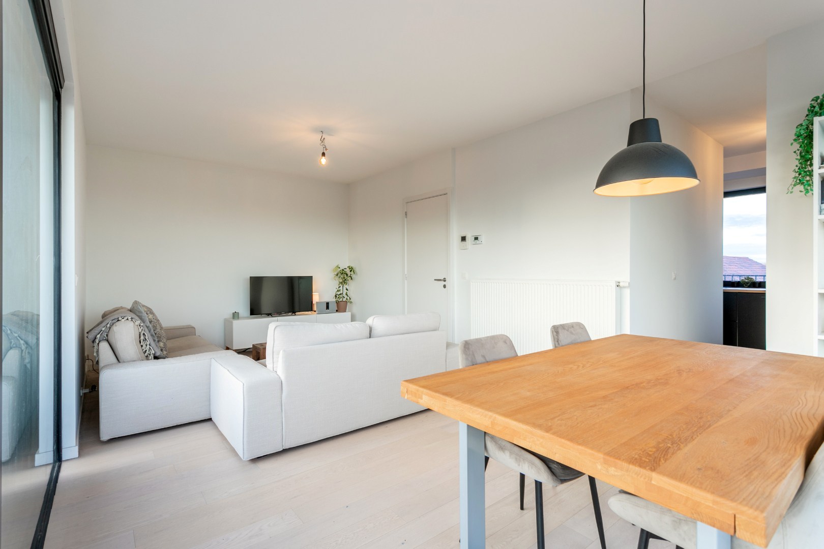 Penthouse duplexapp. (135m²) met 3 slpks, terras en autosplaats 