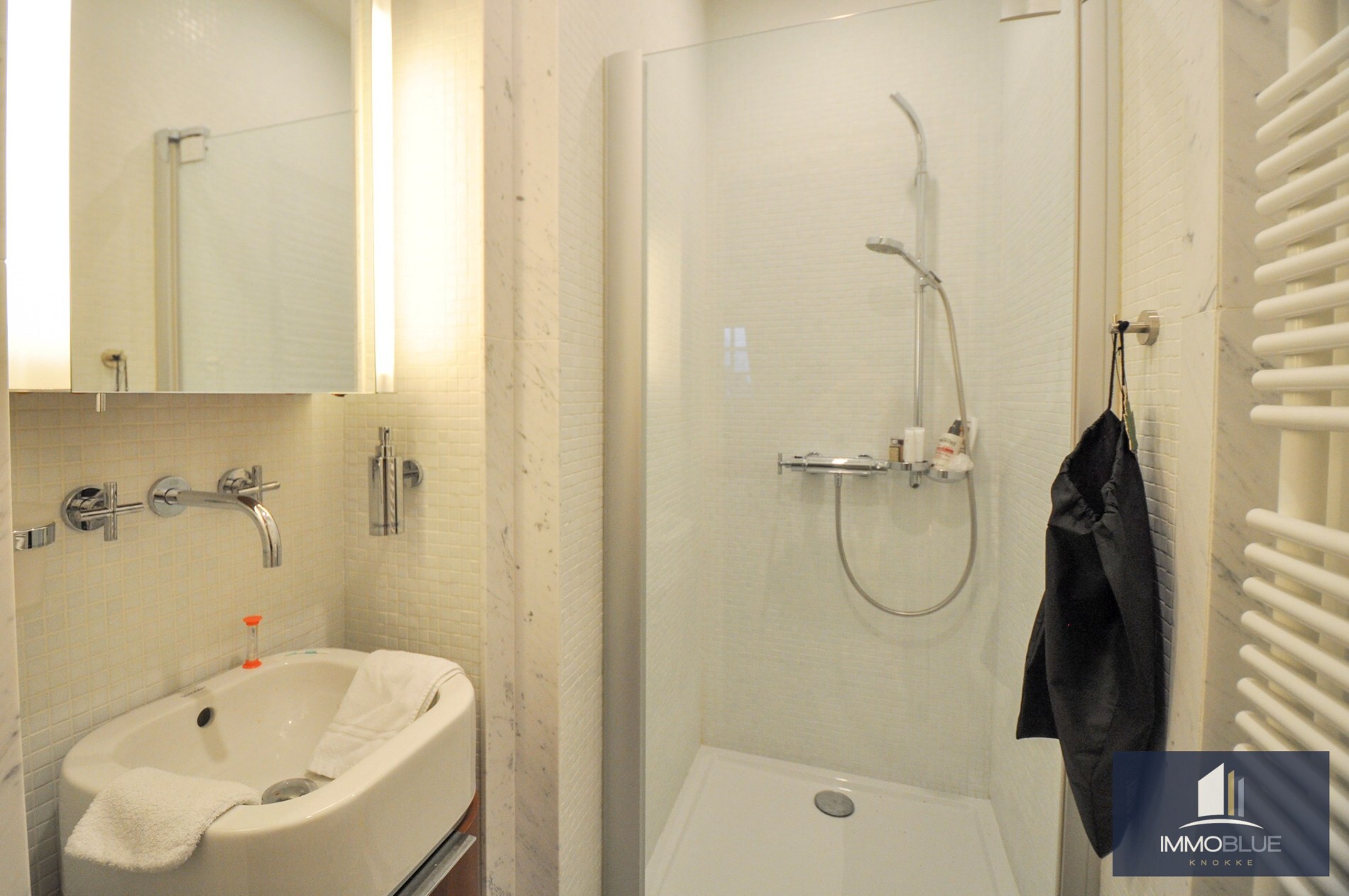 Une villa de charme située dans un quartier résidentiel calme. 