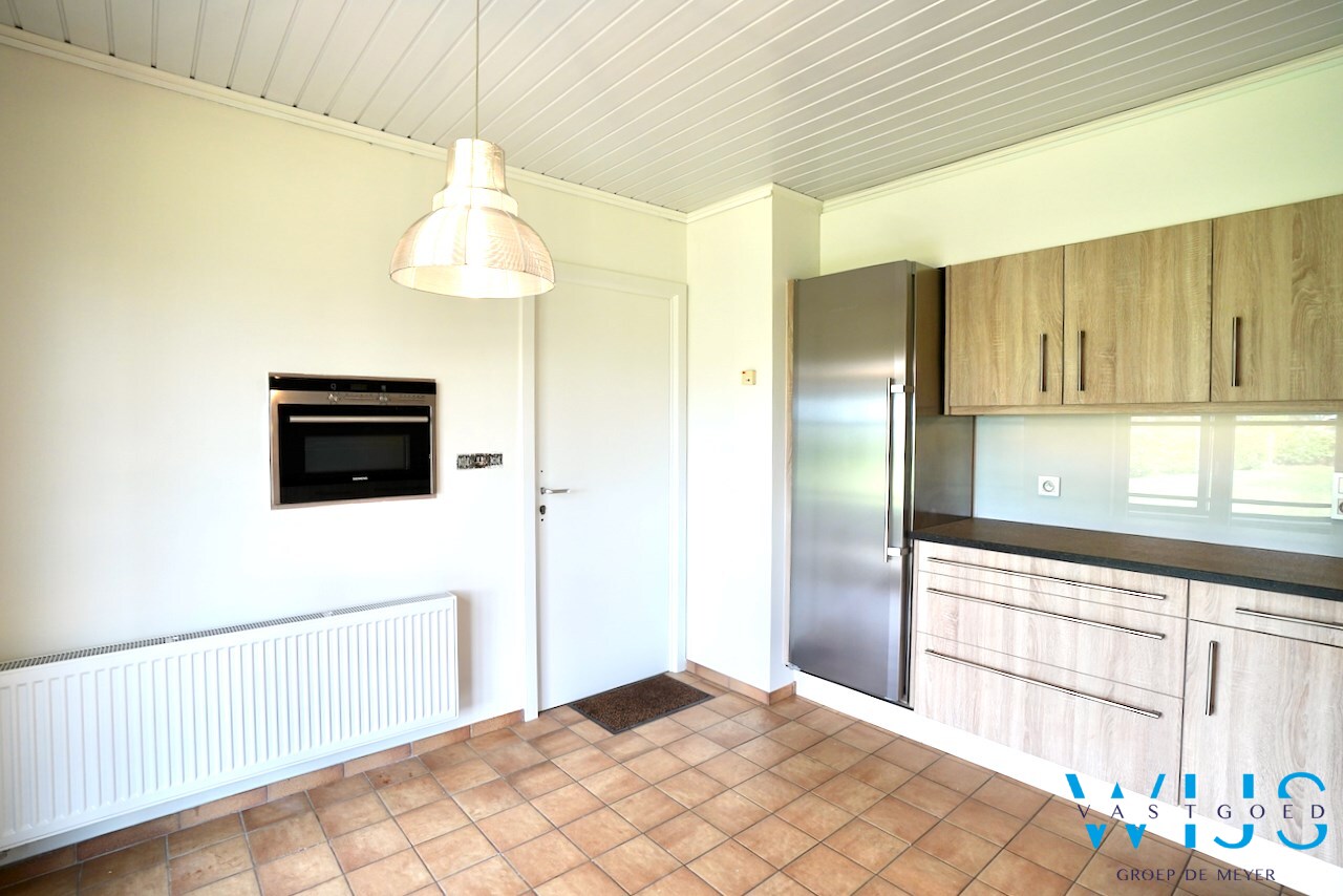 Landelijk gelegen woonhuis op 902m² te ERTVELDE ! 