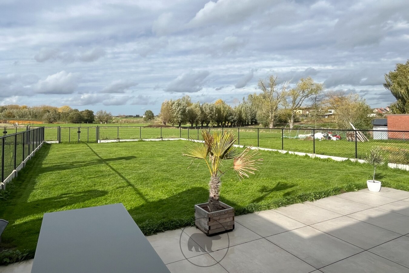 Nieuwbouwvilla met hoge afwerkingsgraad en weids uitzicht 