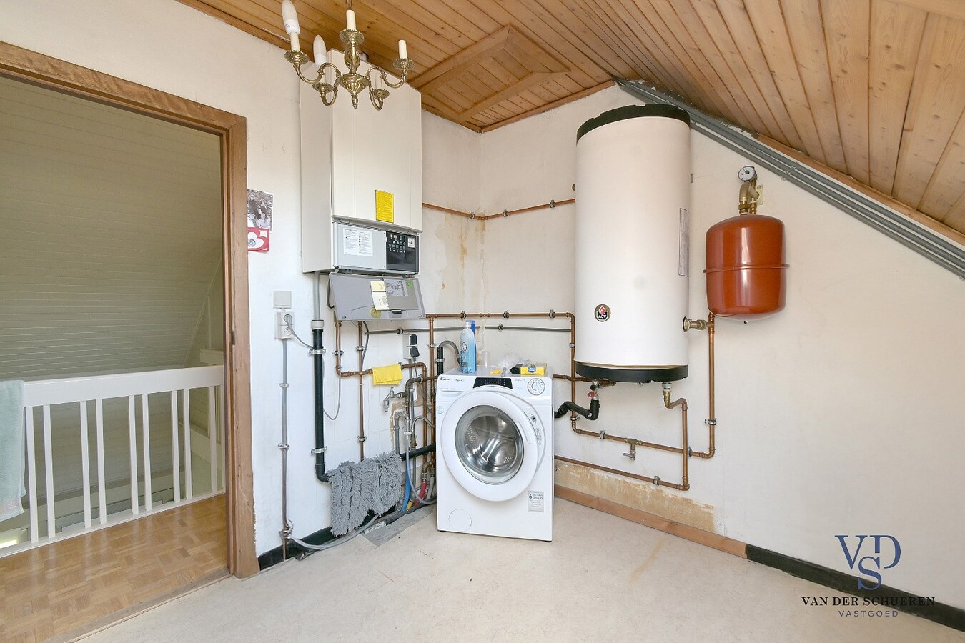 Tijdloze villa in residentiële wijk te Nazareth. 