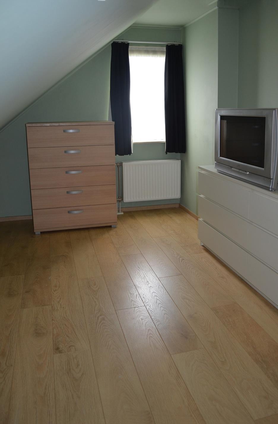 Gezinswoning bj 2008 met 3 slpks, garage en tuin te Ertvelde 