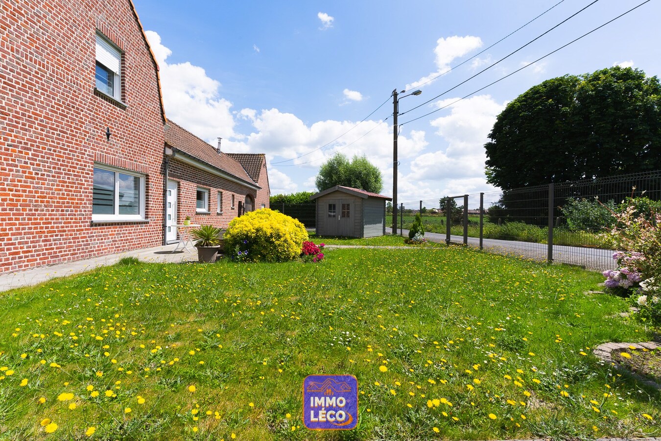 Maison de campagne avec jardin et parking, un véritable coup de coeur ! 
