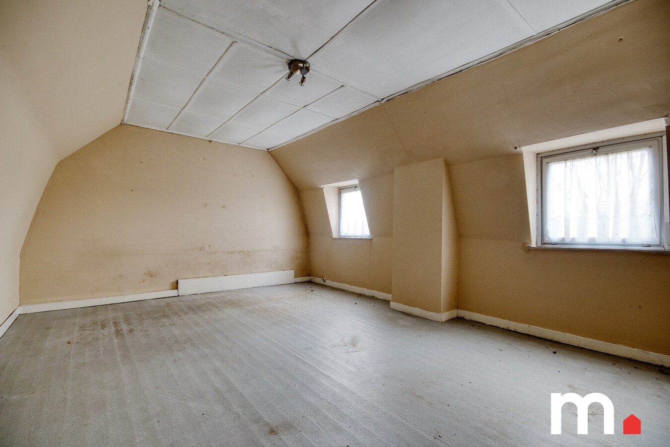 unieke kans! Woning op toplocatie te Heule met Landelijk Verzicht op een rustige locatie! 