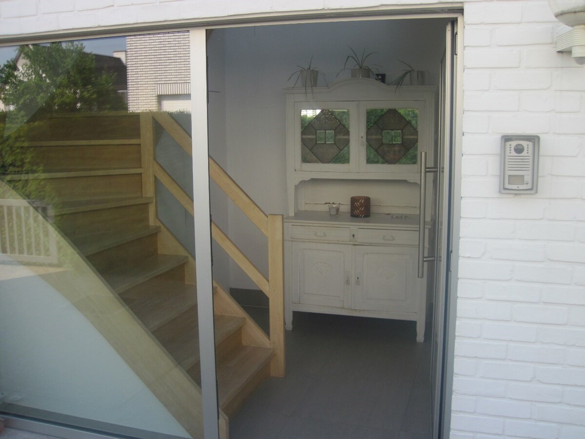 Lichtrijk appartement in Zingem 