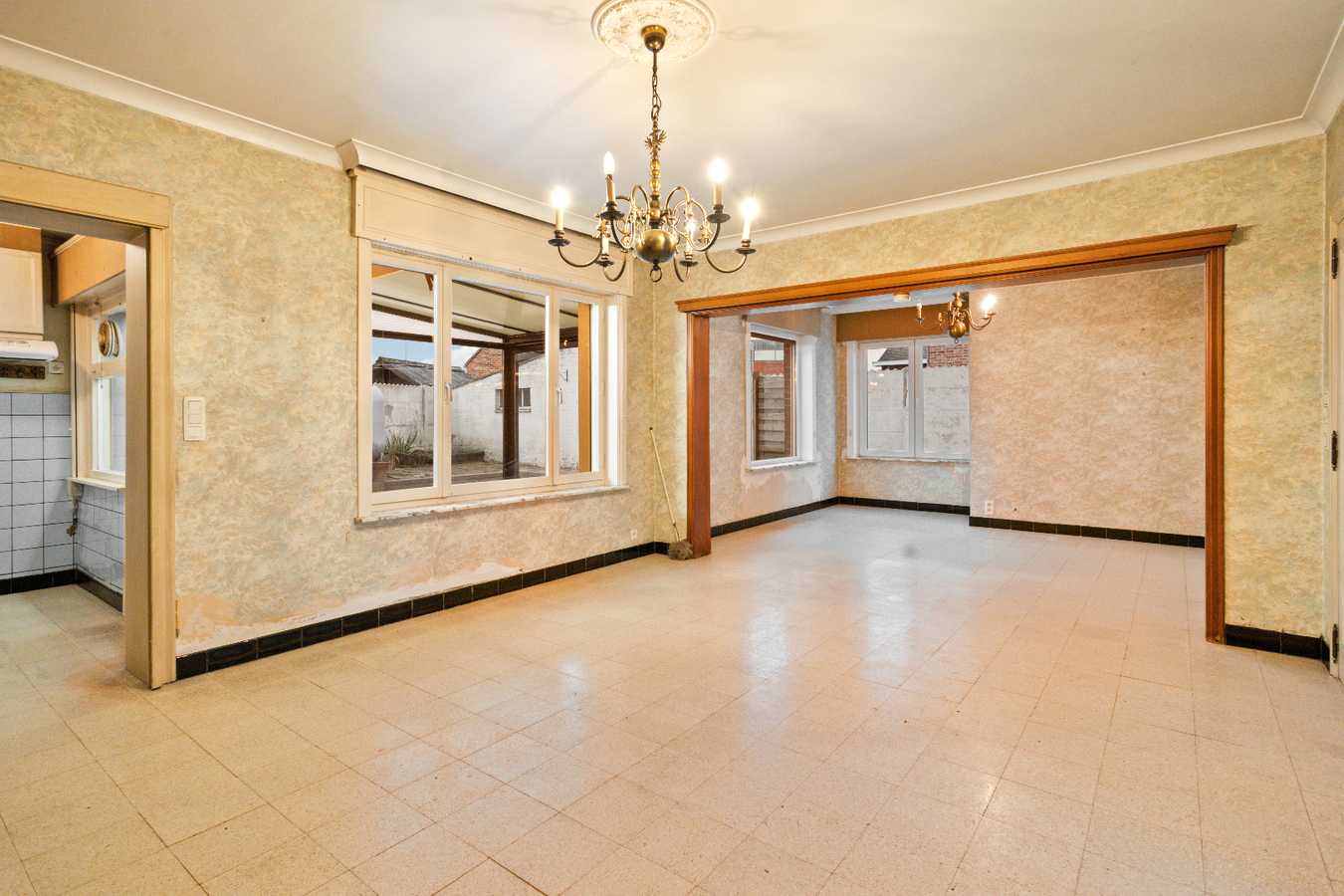 Landelijk gelegen halfopen bebouwing op een boogscheut van het Centrum 