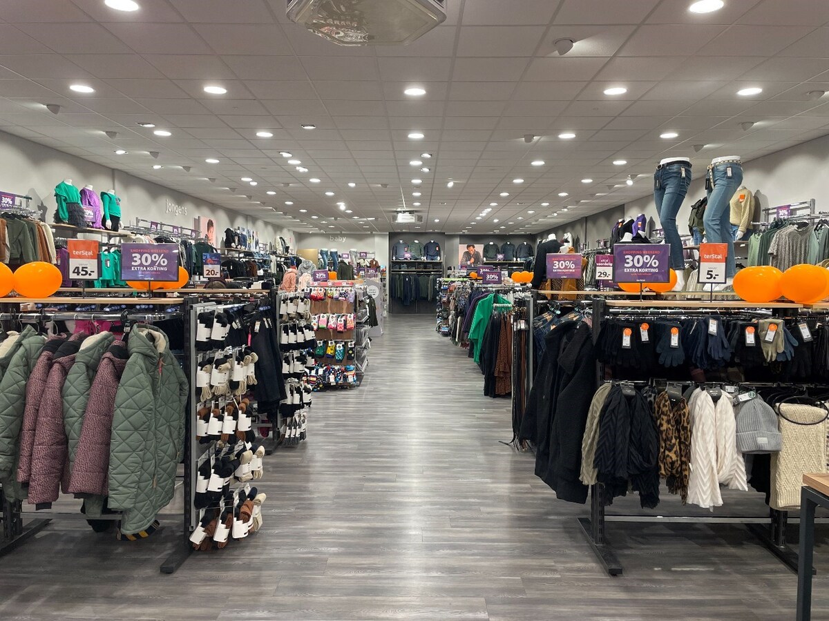 Zeer fraai winkelpand te koop in het prestigieuze Marktstaete complex in het centrum van Bladel (NB). 