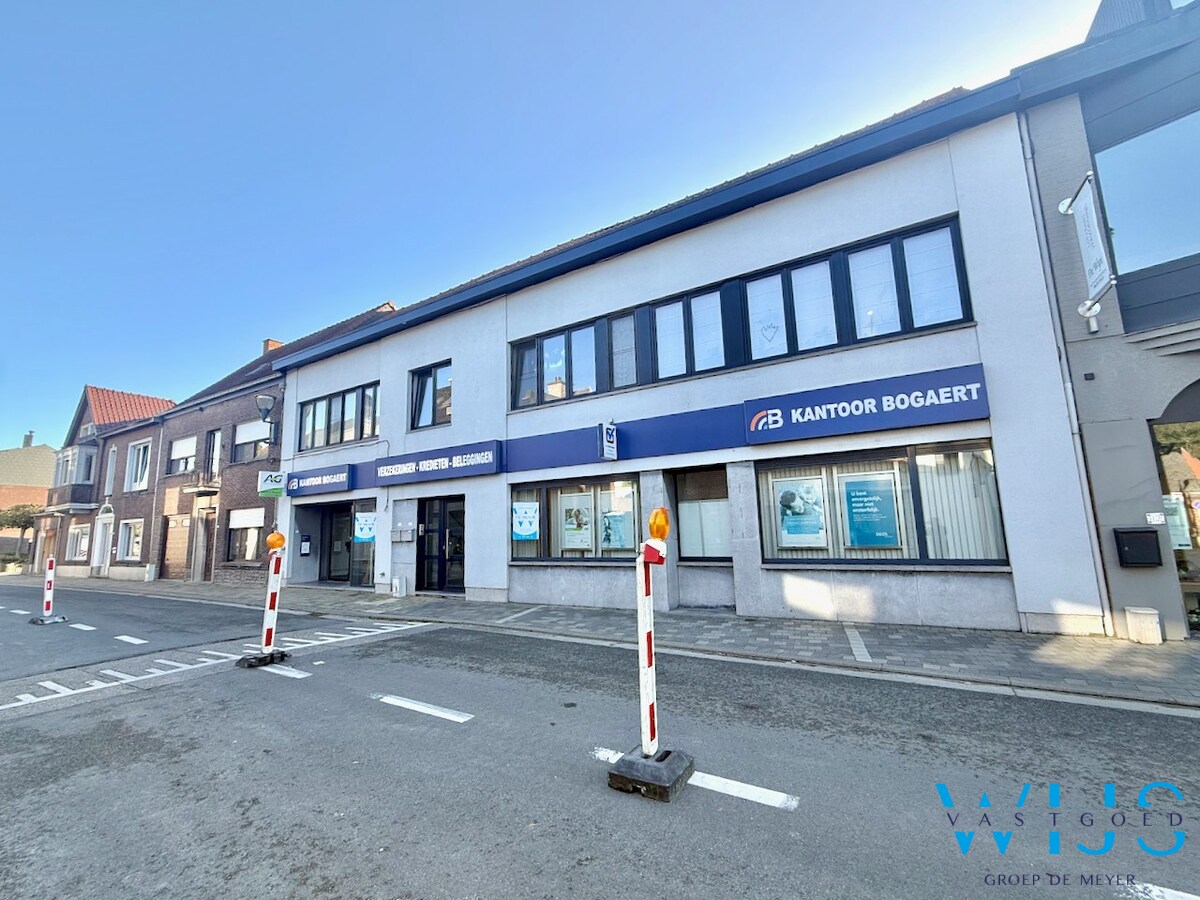 Volwaardig handelspand te Oosteeklo ! 