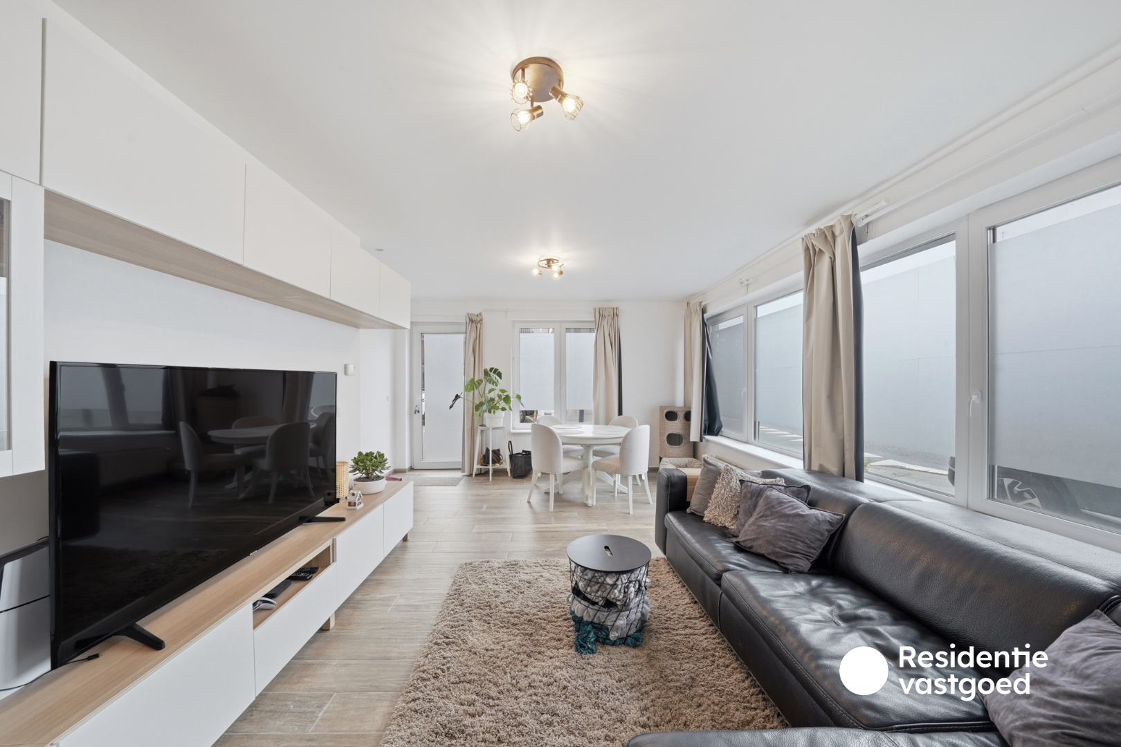 Gerenoveerd gelijkvloers appartement met 3 slaapkamers en EPC A in Westkerke! 