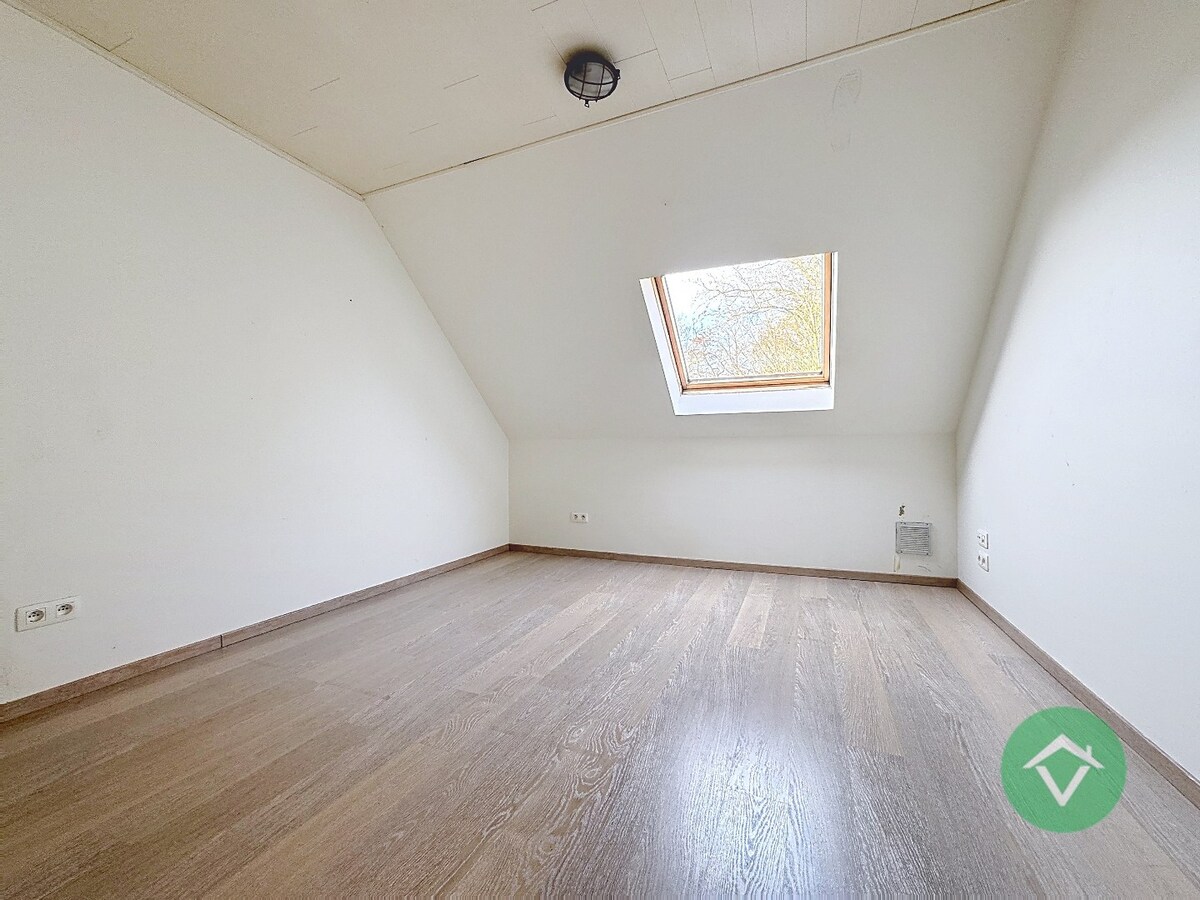 Woning met 3 slaapkamers en garage te Houthulst 