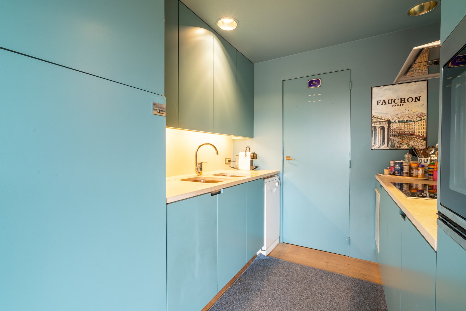 RUIM APPARTEMENT MET OPEN ZICHT OP TOPLIGGING 