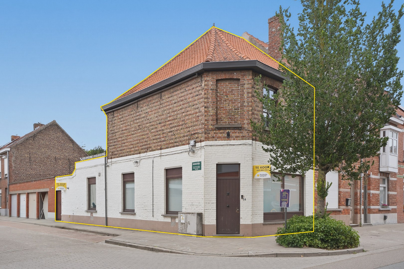 Ruime hoekwoning met 3 slaapkamers en zonnig terras op topligging in Assebroek 