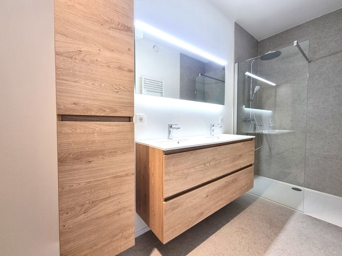 Uniek aanbod: duplexappartement in de prestigieuze Heldentoren 