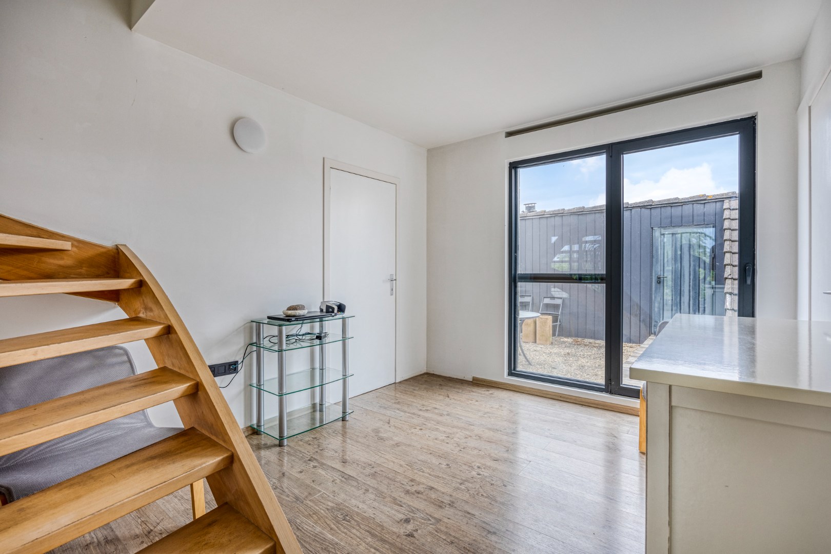 Villa met praktijkruimte op perceel van 1.817m² te Geel 