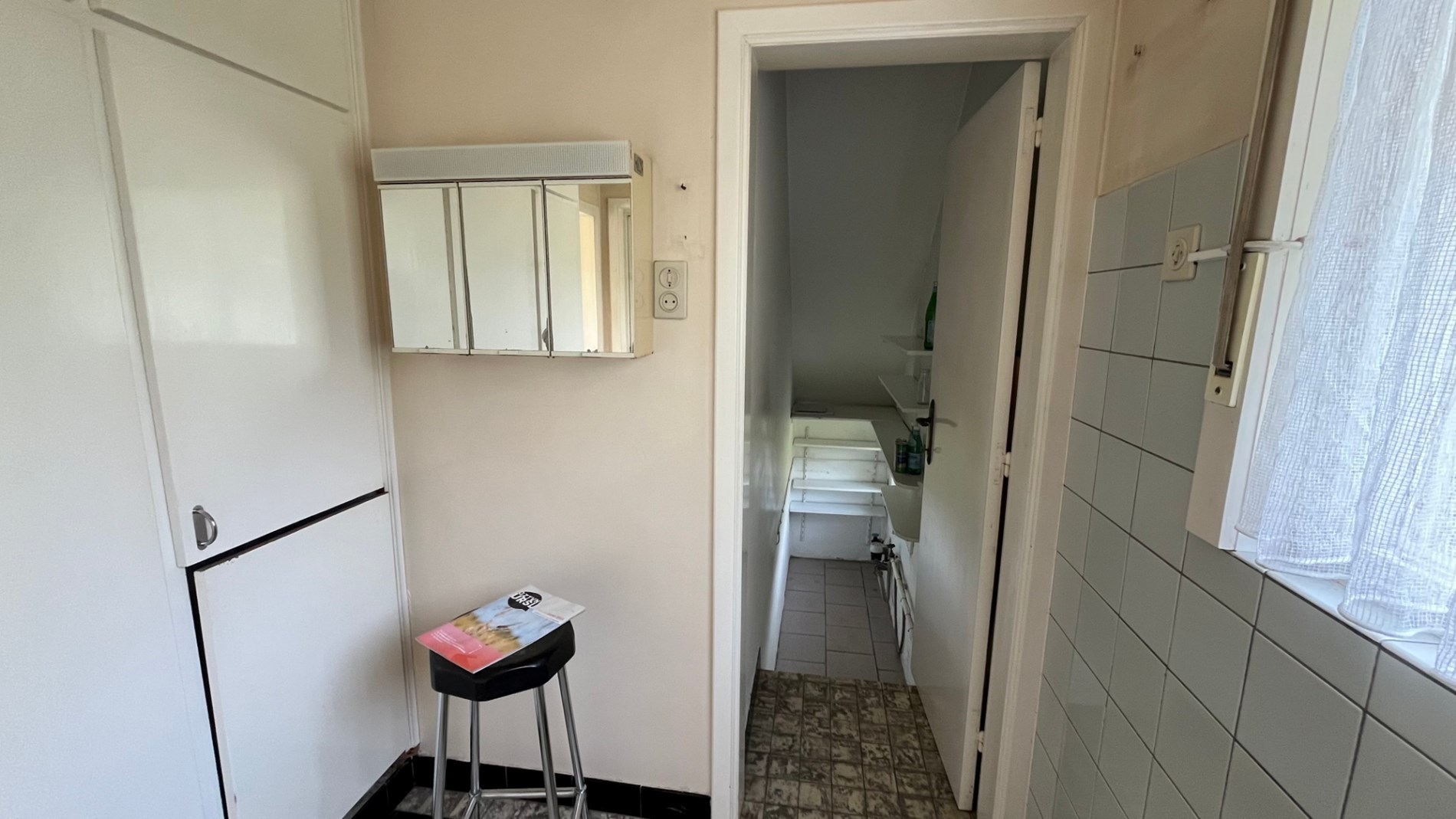 Ruime woning met een grote tuin 