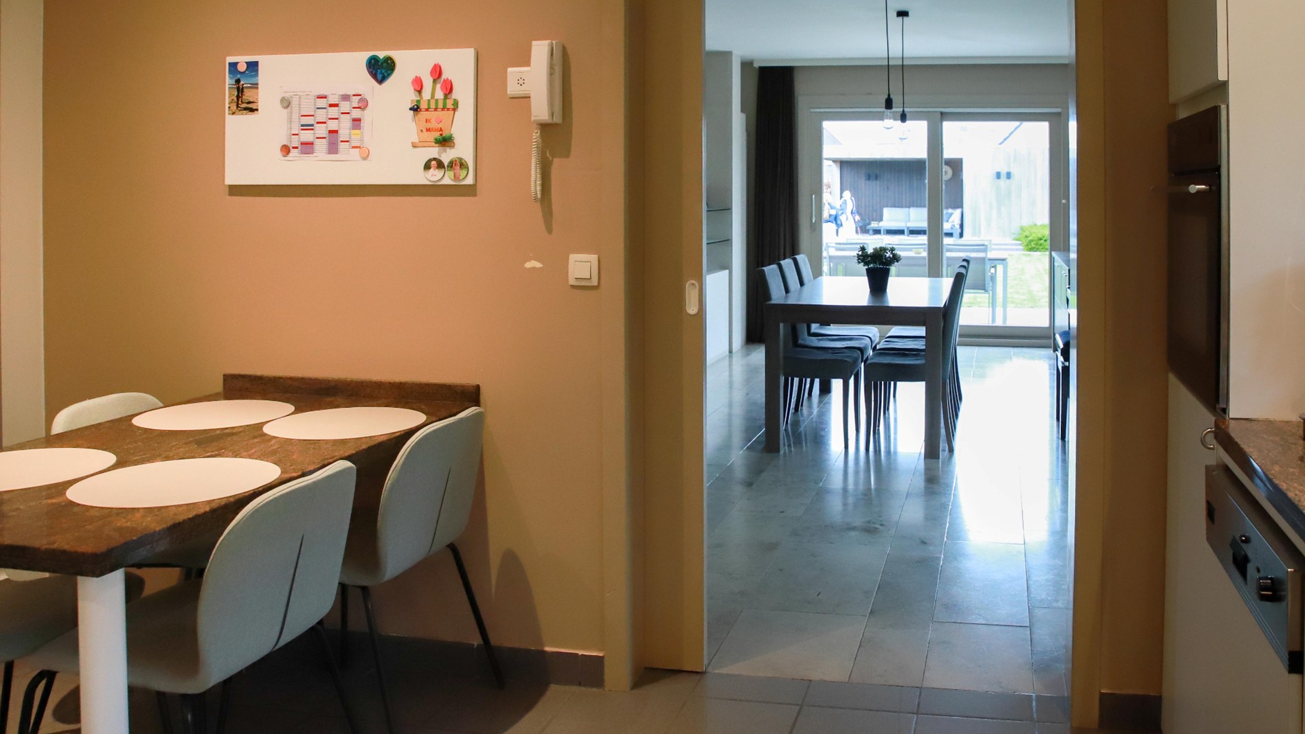 Ruime, instapklare,  alleenstaande woning met garage en tuin op 818 m² 