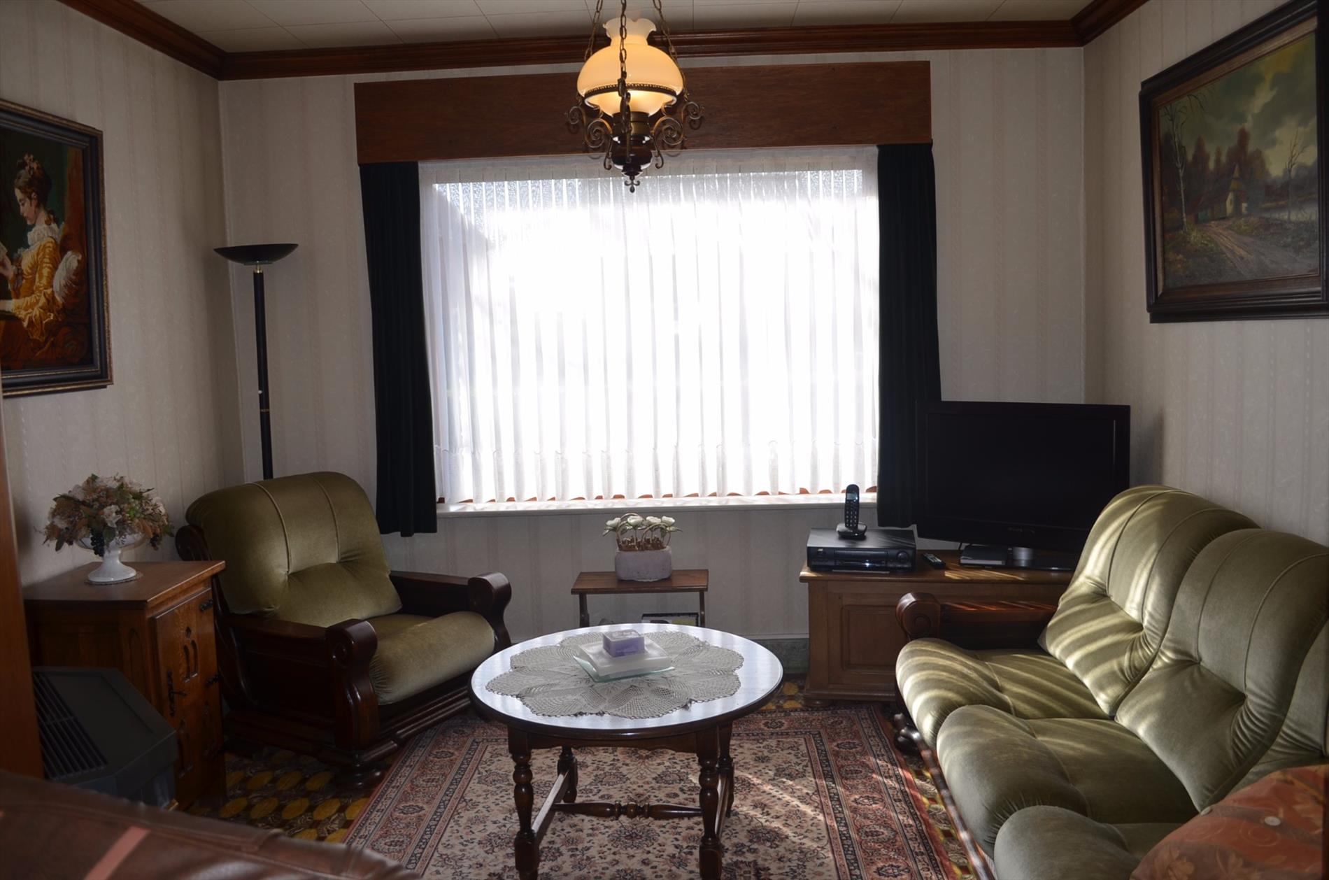 Open bebouwing op 825 m² met 3 slpk te Adegem 