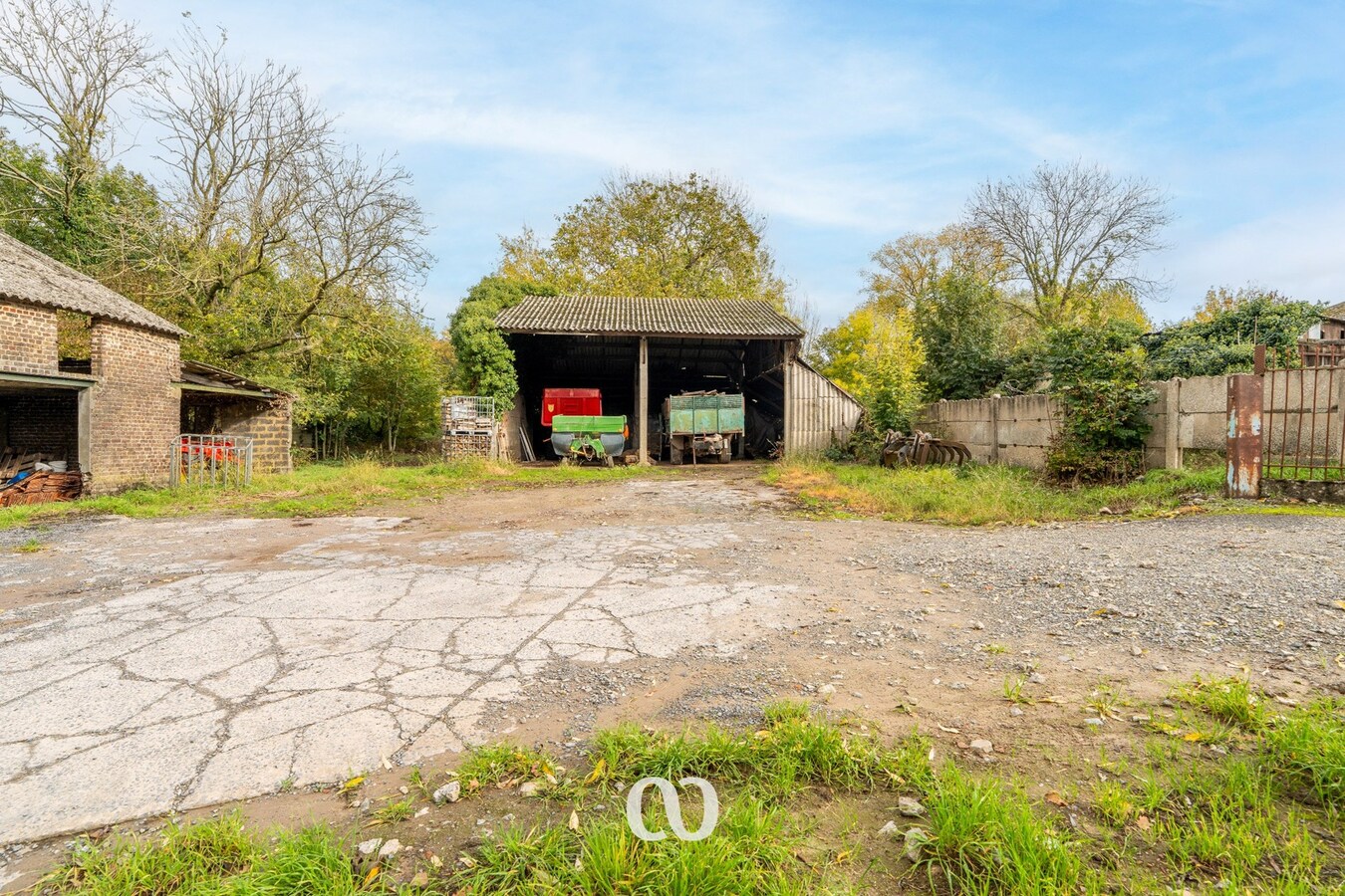 Prachtig gelegen bouwgrond geschikt voor 1 of 2 open bebouwingen 
