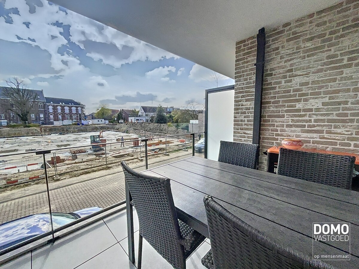 MODERN APPARTEMENT MET TERRAS. LIFT EN 2 SLAAPKAMERS IN DIEPENBEEK 