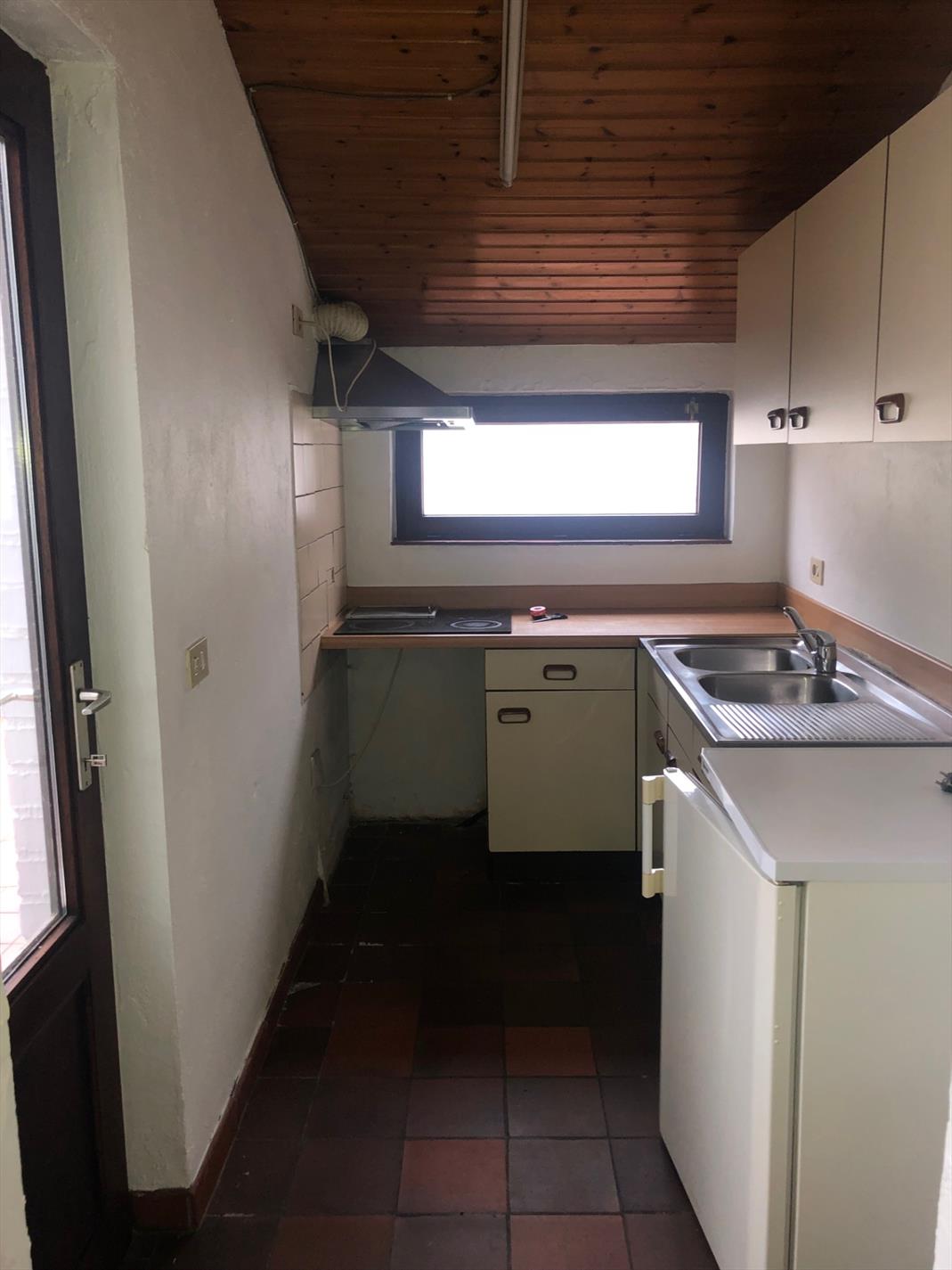 Gezellige rijwoning met 1 slpk en koertje 